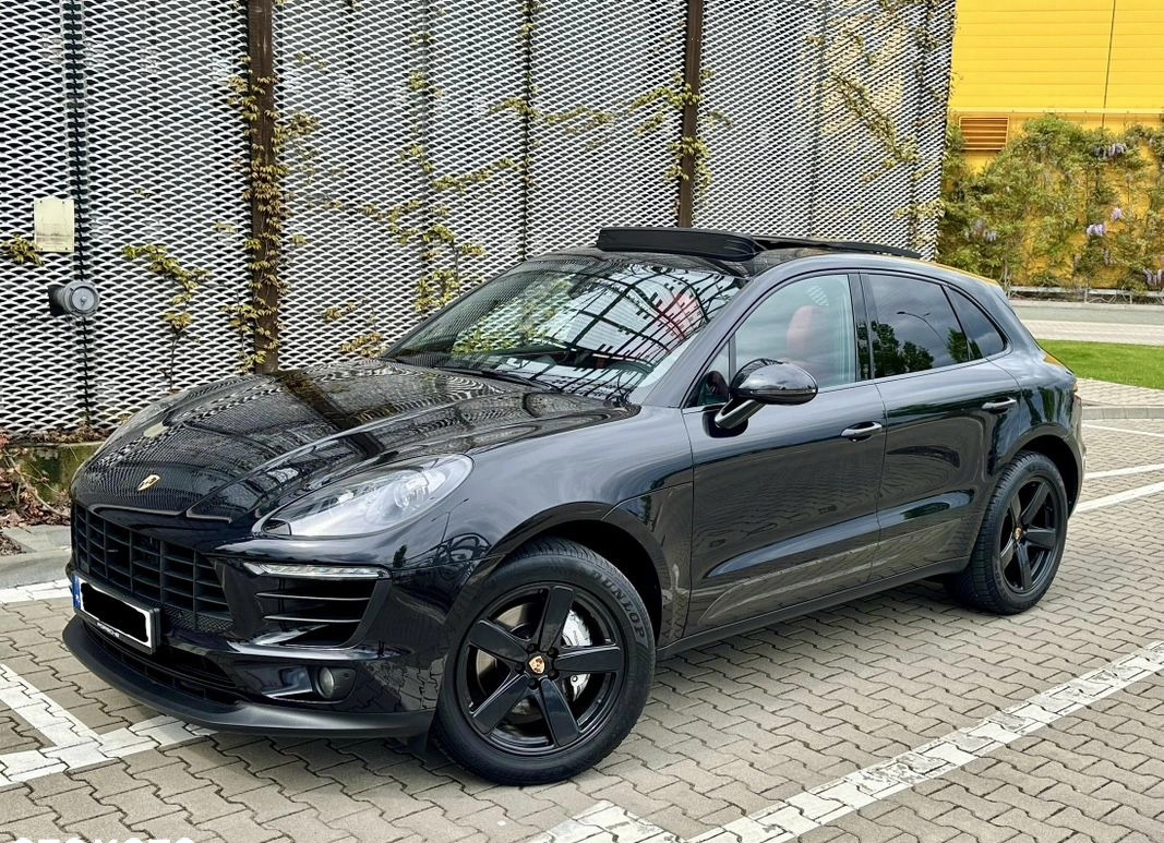 Porsche Macan cena 139900 przebieg: 192000, rok produkcji 2015 z Warszawa małe 742